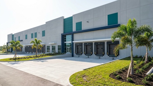 Data Center Development Model | Professional Excel Financ...